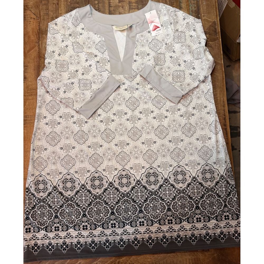 Lycra Xtra Life Women Grey White Medallion Tile Print Swim Cover Up 3/4 Slv